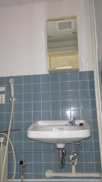 須田ビルの洗面所