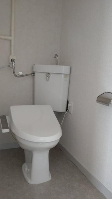 須田ビルのトイレ