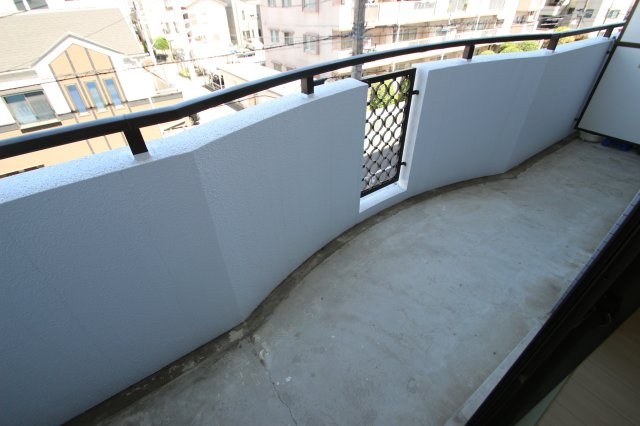 ルミエール3番館のバルコニー
