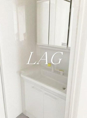 【洗面所】 | YUKEN沢田ビル | 独立洗面台です。