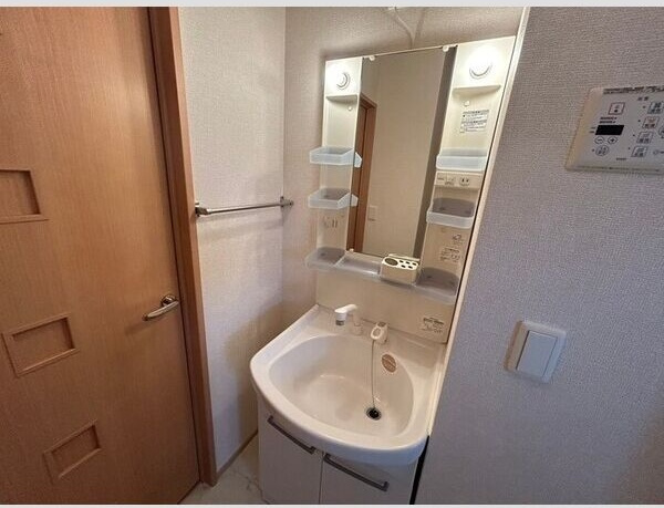 コアロードⅢ　Aの洗面所