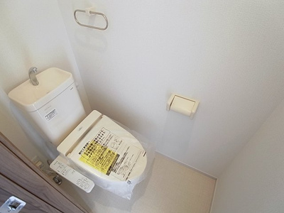 【トイレ】 | ウエストヒルズ西六甲 | 温水洗浄付きのトイレ