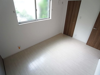 【内装】 | ウエストヒルズ西六甲 | 寝室とリビングを仕切れる嬉しい設計