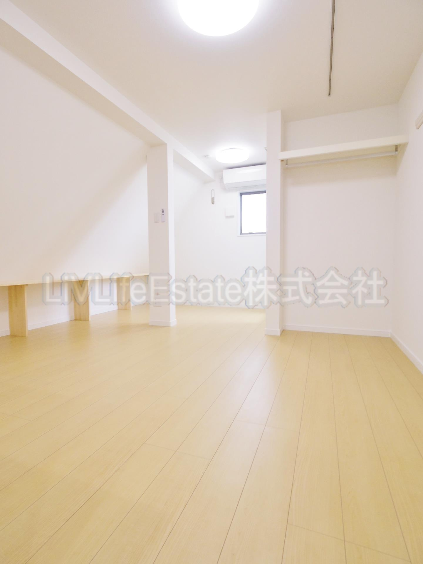 ＬＵＸＩＳ久米川の居間・リビング