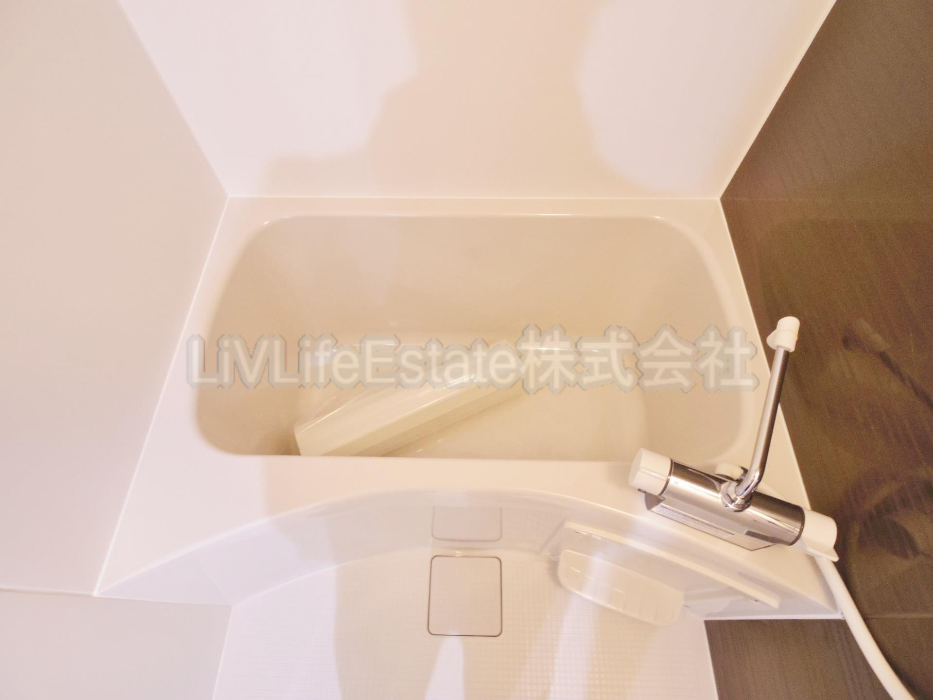 ＬＵＸＩＳ久米川の浴室