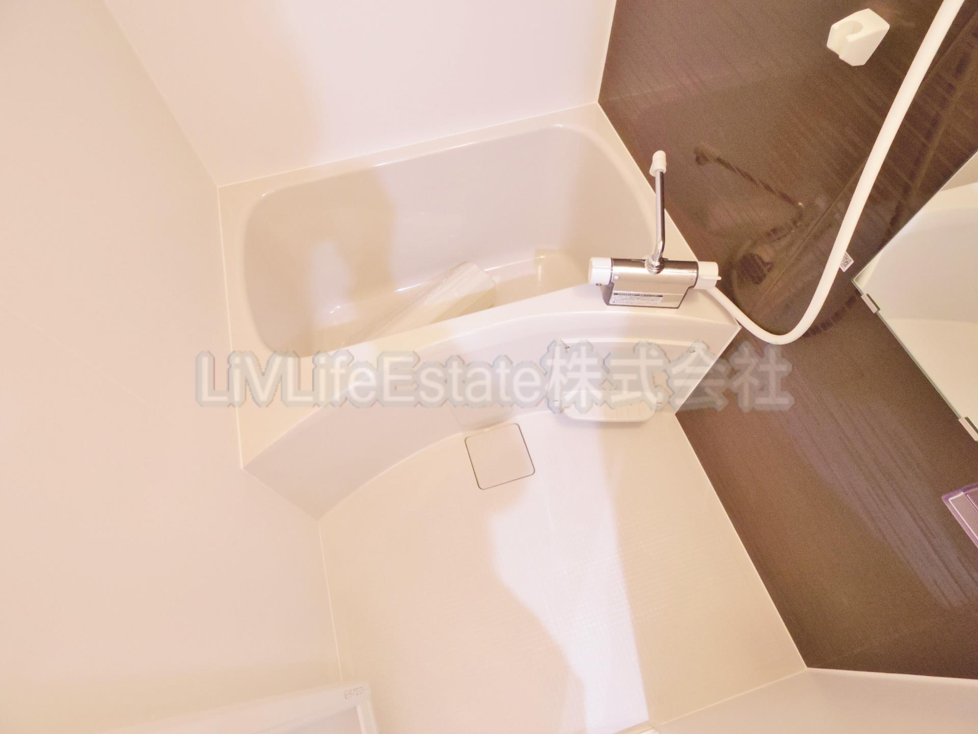 ＬＵＸＩＳ久米川の浴室