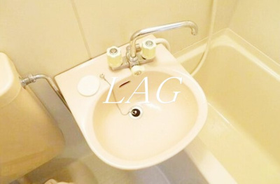 【洗面所】 | グレース蔵前 | 洗面台です。