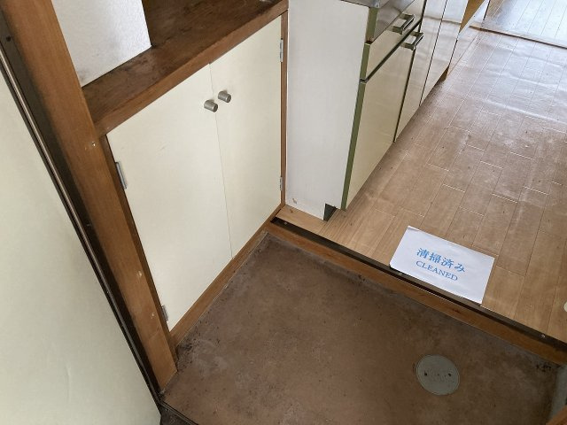 レディースクラウンの玄関