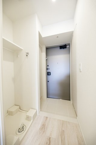 ライオンズフォーシア清澄白河の玄関