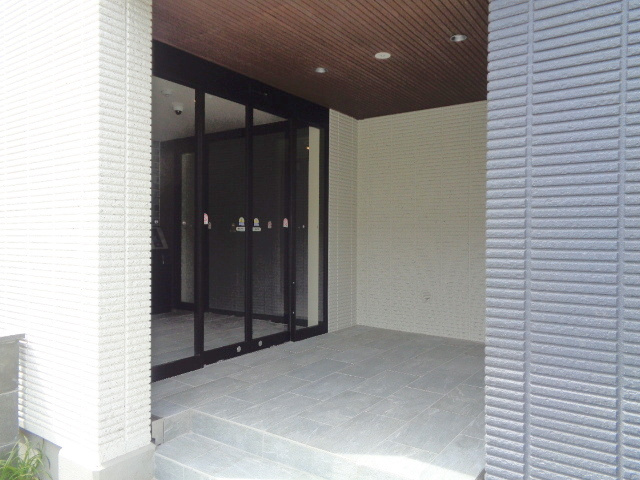 Ｂｒｅｅｚｅ　Ｙｕｉｇａｈａｍａのエントランス