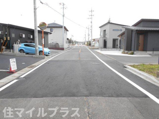 【前面道路含む現地写真】 | 郡山市大槻町三角田新築一戸建て5棟 | 前面道路含む現地写真です