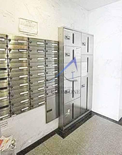 パークウェル初台のその他共用部分|集合ポスト、宅配ボックスです。