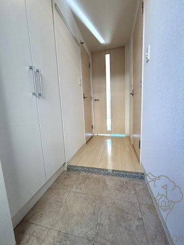 トレヴァンス梅田の玄関