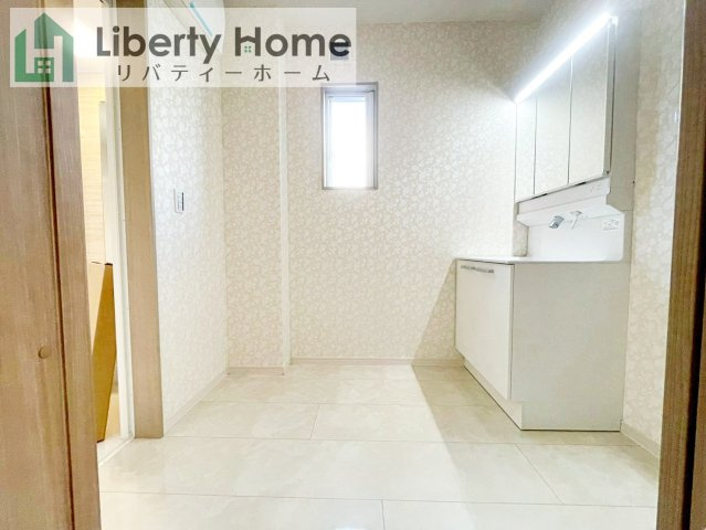 つくばみらい市伊奈東　新築戸建の脱衣所