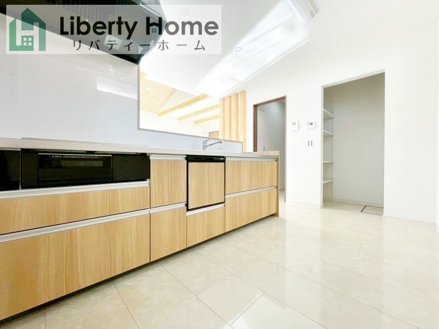 つくばみらい市伊奈東　新築戸建のキッチン