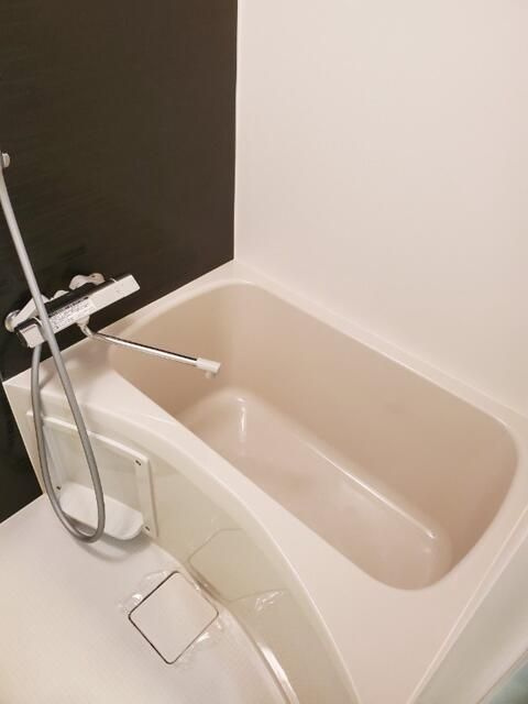 リノ西落合の浴室