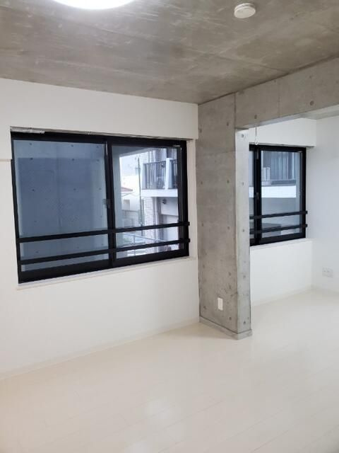 リノ西落合の居間・リビング