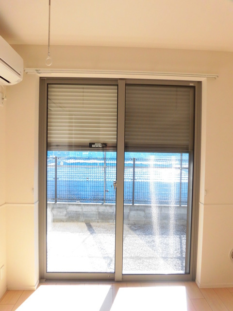 プレジール粕谷の展望|★１階でも安心の防犯シャッター完備★