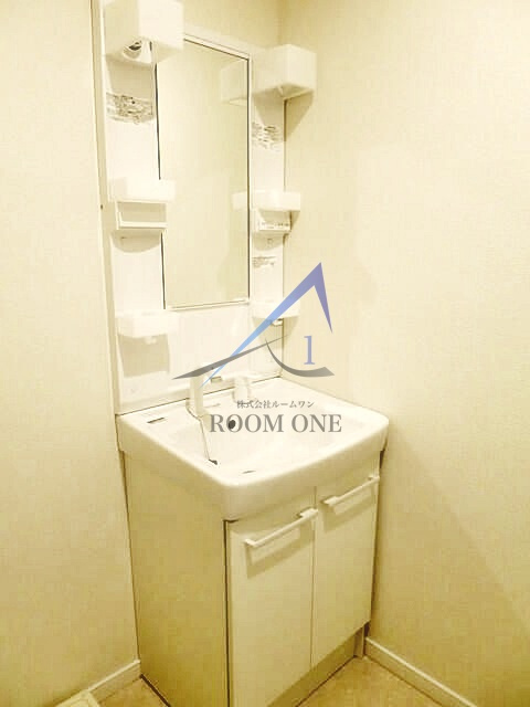 リコ・プアラニの洗面所|洗面台です。