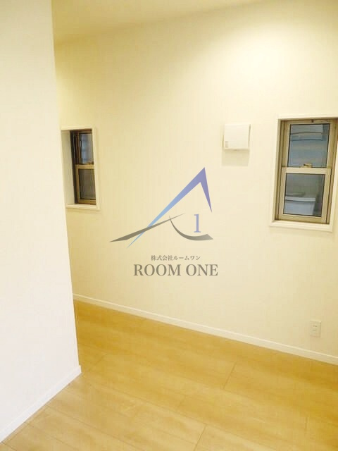 リコ・プアラニの居間・リビング|洋室のお部屋です。