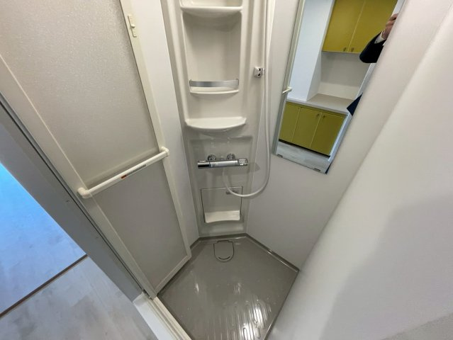 ハローグリーンハイツ岡本のシャワールーム