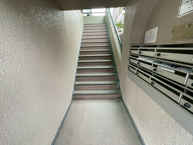 ハローグリーンハイツ岡本のバルコニー