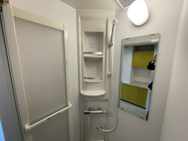 ハローグリーンハイツ岡本のシャワールーム