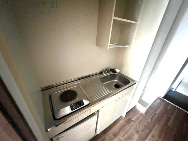 壁付けキッチンでスペースを最大限有効活用できます！