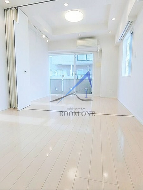 アデッソ大森の居間・リビング|洋室のお部屋です。