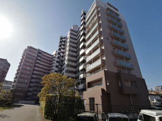 【外観】 | ソワール新檜尾台五号棟 | 和室とリビングを繋げてさらに広く使っていただけますよ♪親戚や友人が集まった時に便利ですね！