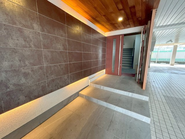 ウインドヒル三国のエントランス