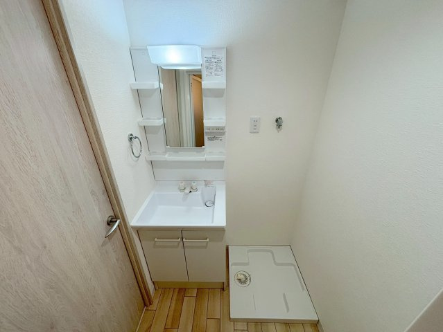 ウインドヒル三国の洗面所