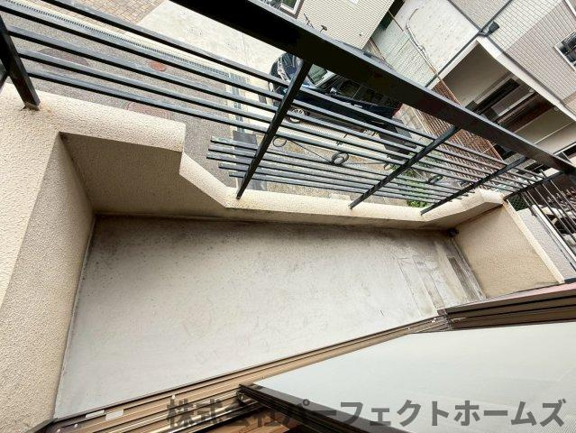 高柳7丁目戸建のバルコニー|外からの目が気にならないバルコニーで洗濯物が干せます