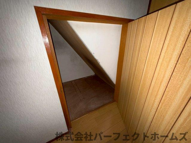 高柳7丁目戸建の収納|ちょっとした収納スペースも充実しています