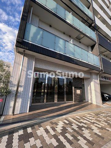 ViVi EBISUのエントランス