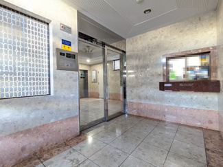 【エントランス】