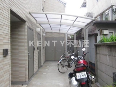 【エントランス】 | クレール | 建物の内部です