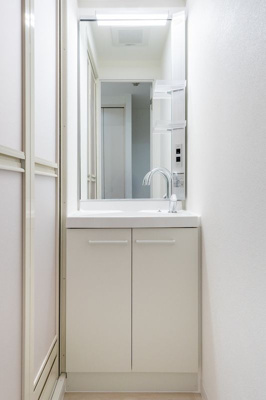 【独立洗面台】 | ガリシア銀座イースト