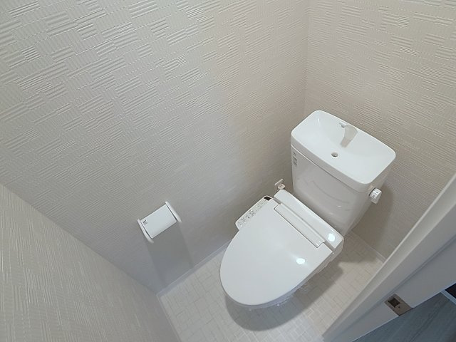 ＣＯＺＹ8のトイレ|温水洗浄付きのトイレ