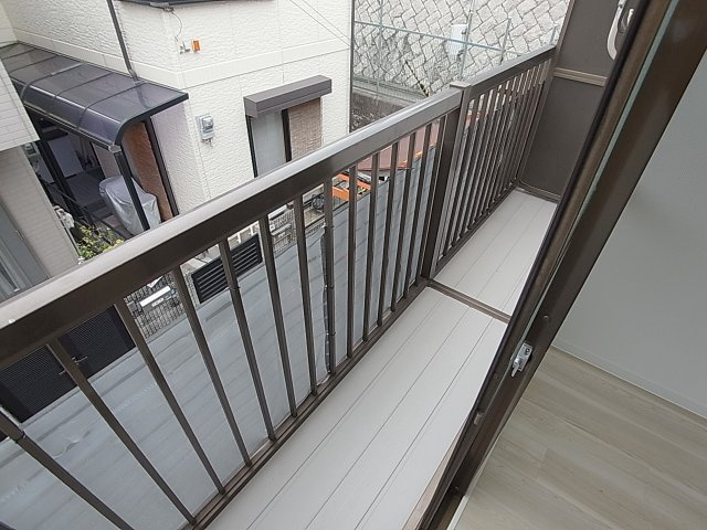 ＣＯＺＹ8のバルコニー|日当りの良いバルコニー