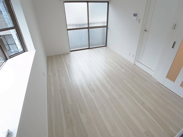 ＣＯＺＹ8の内装|風通しも良好です