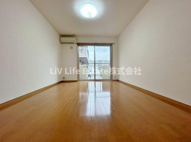 東村山市栄町３丁目の賃貸マンションの居間・リビング