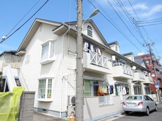 ヨシノハイツの外観