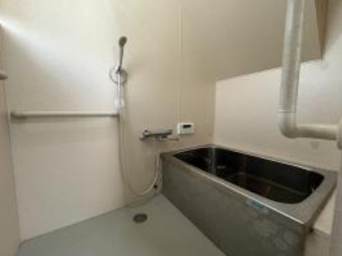 野々上戸建の浴室