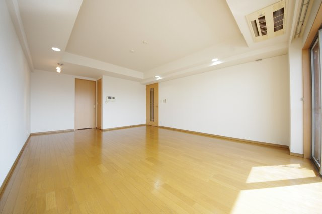 【居間・リビング】