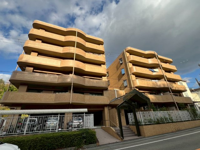 朝日プラザ三木自由が丘本町の外観