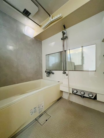 朝日プラザ三木自由が丘本町の浴室