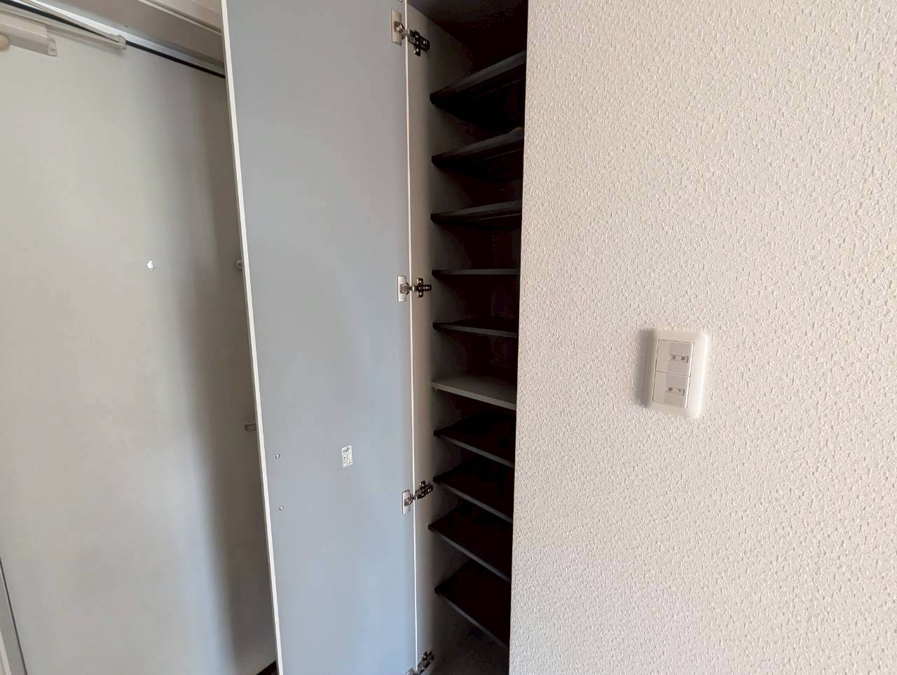 クレインビル小戸の収納