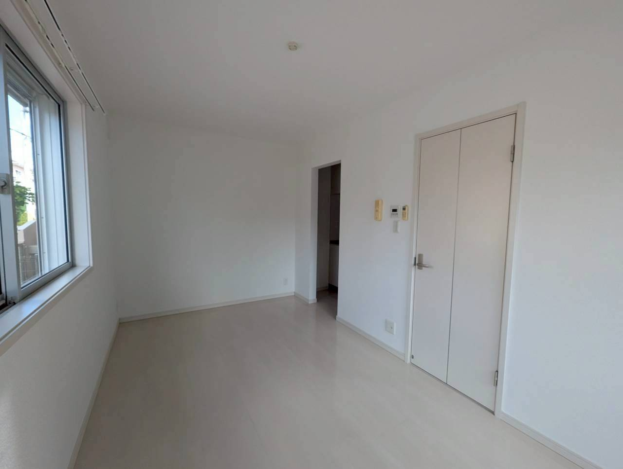 クレインビル小戸の居間・リビング