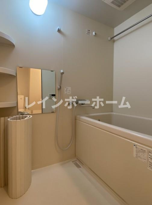 アヴァンタージュKの浴室